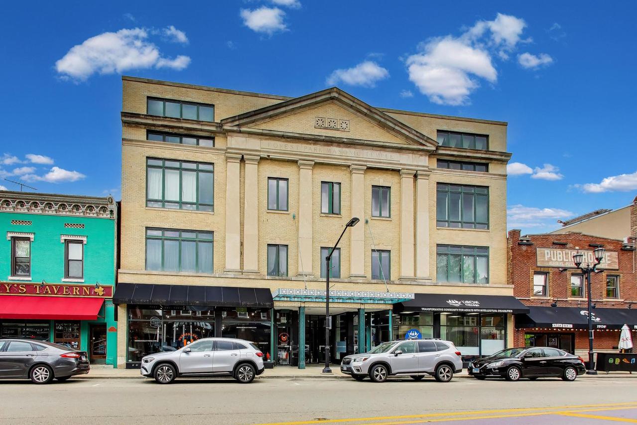 7509 Madison St. #B3, Forest Park, IL 60130