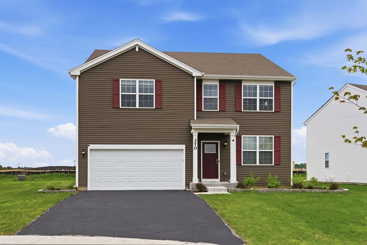370 Hemlock Ln., Oswego, IL 60543
