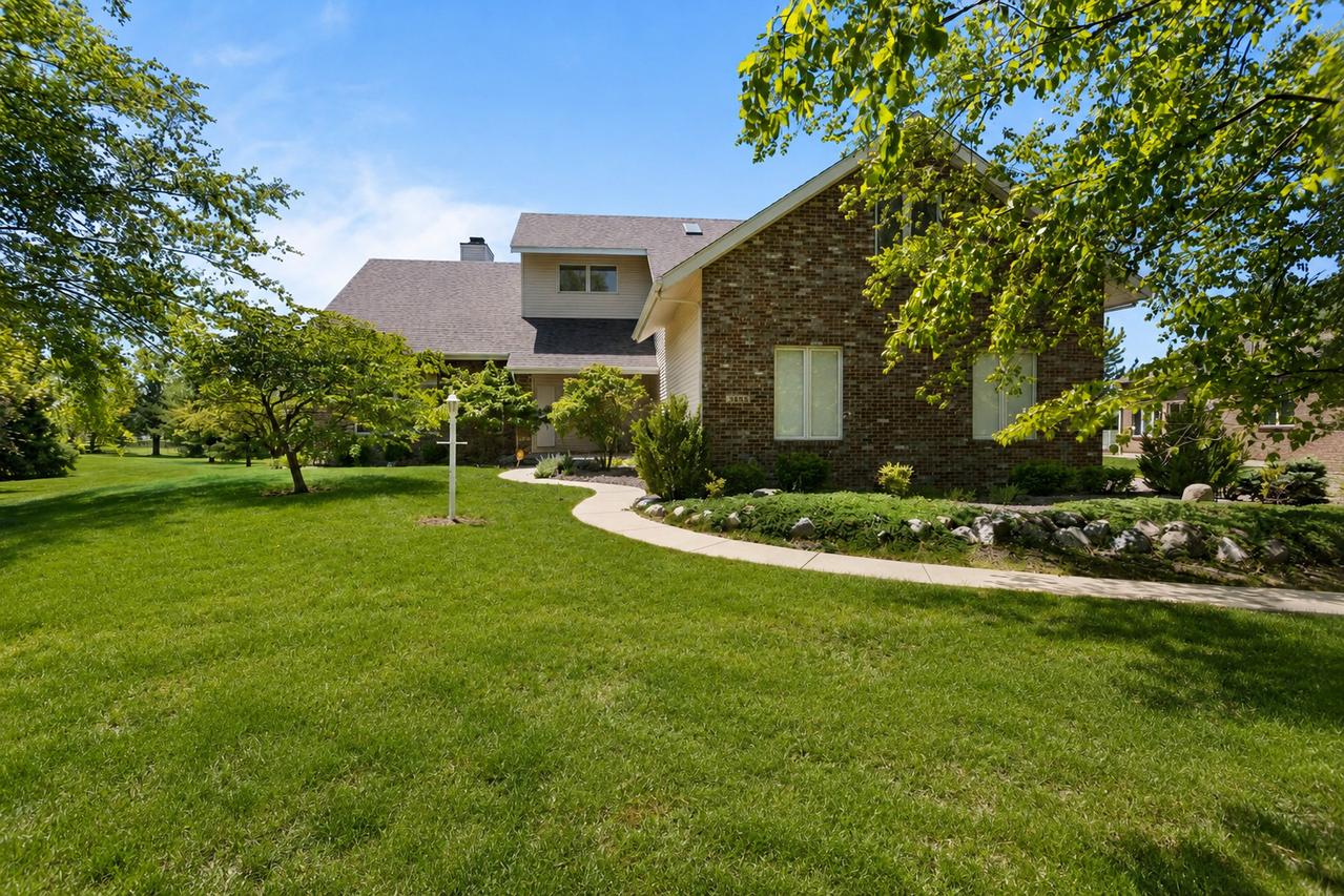 1808 Foxborough Ct., Champaign, IL 61822