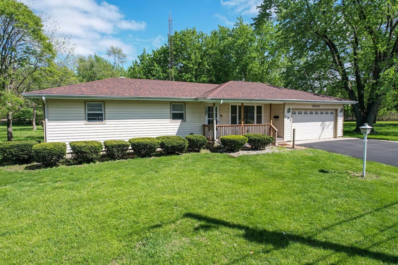 385 S Kankakee St., Coal City, IL 60416