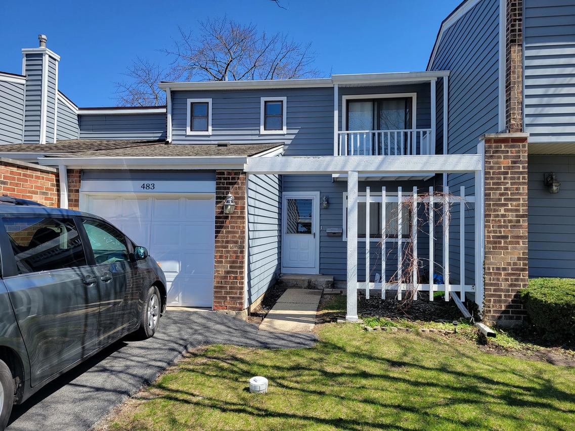 483 Rustic Dr., Wheeling, IL 60090