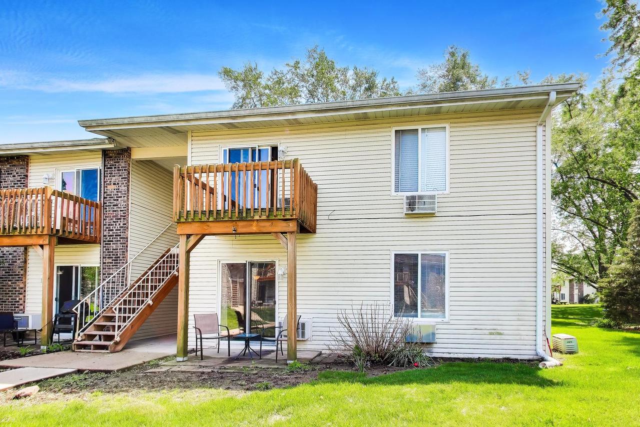 2400 Light Rd. #112, Oswego, IL 60543