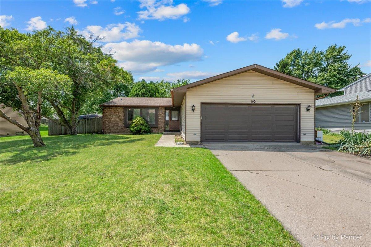 20 Wedgewood Dr., South Elgin, IL 60177