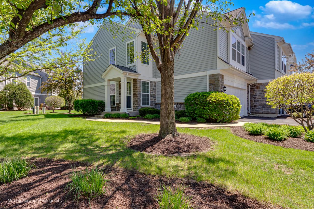 656 Hawley Dr., Oswego, IL 60543