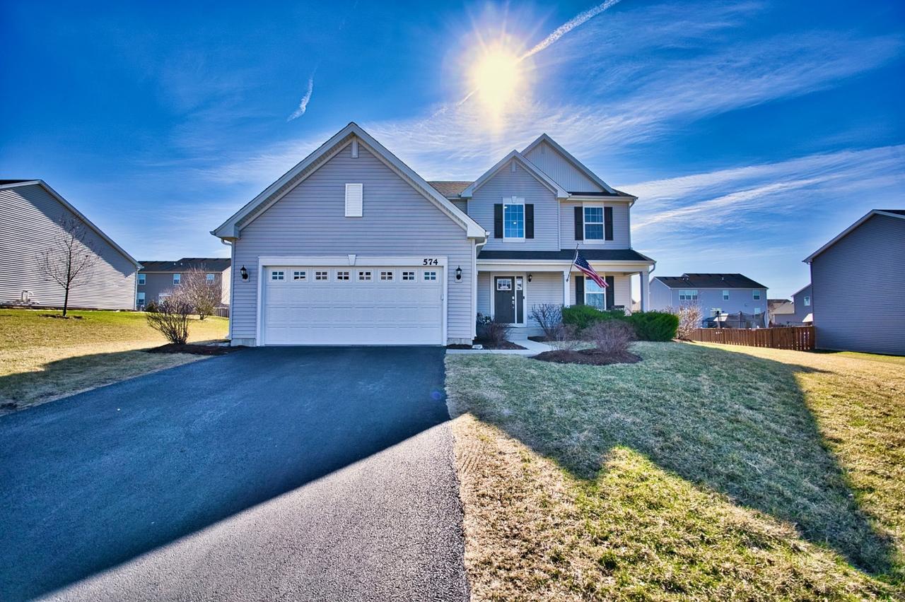 574 Coach Rd., Yorkville, IL 60560