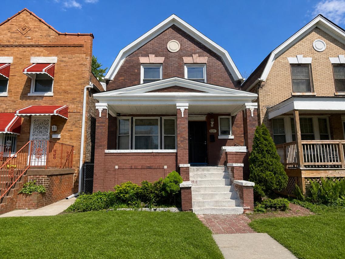 6641 S University Ave., Chicago, IL 60637