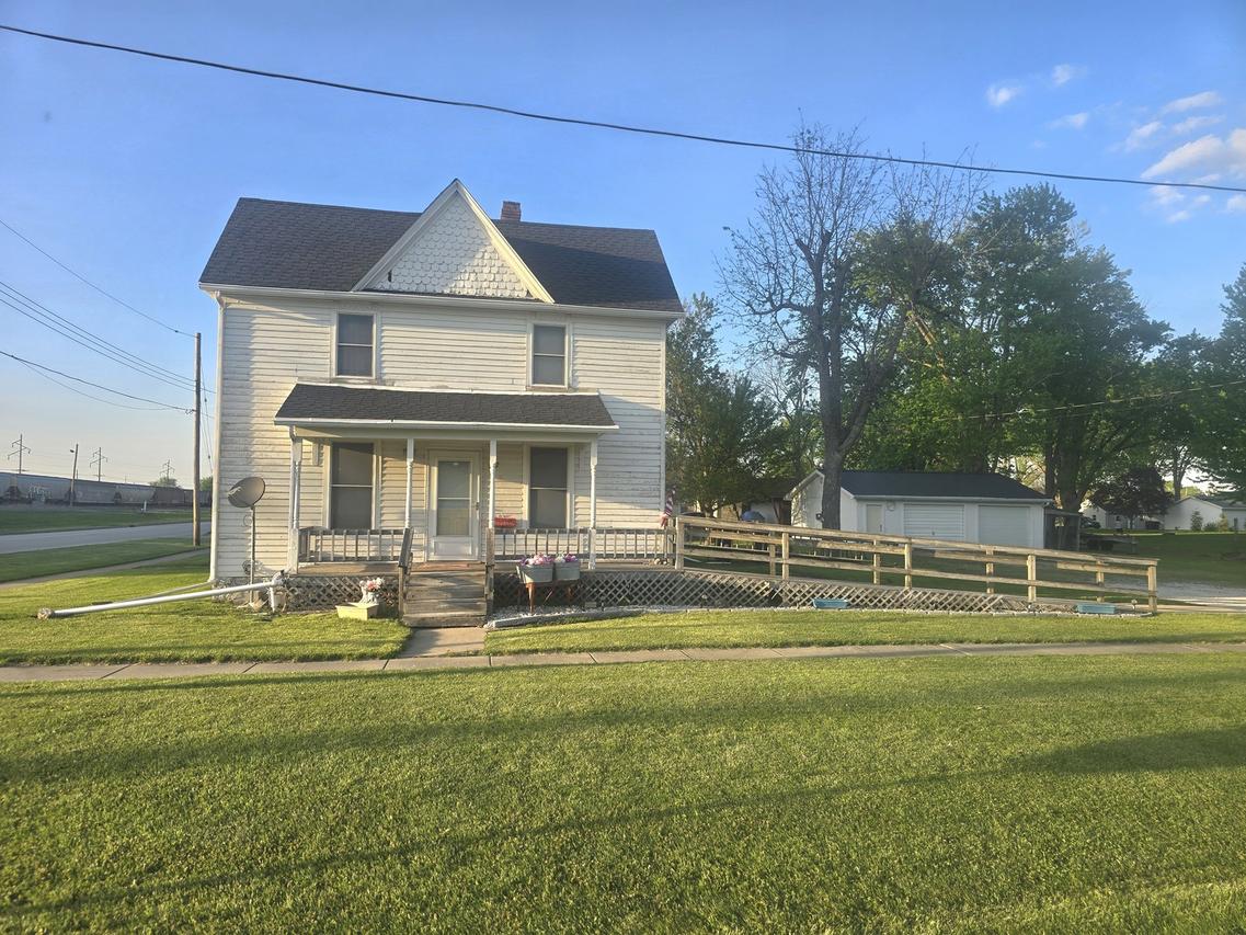 102 E Washington St., Ashkum, IL 60911