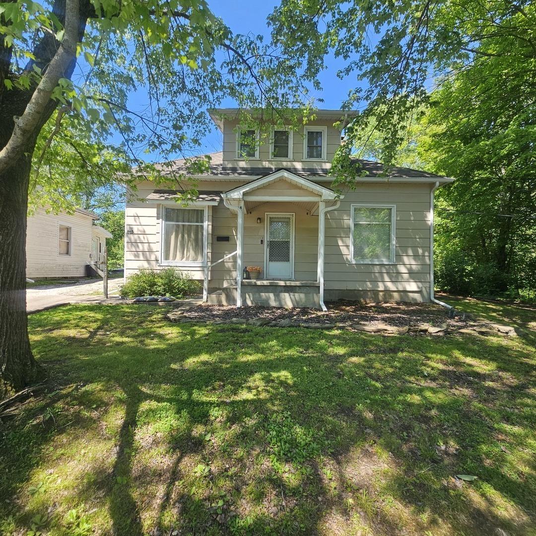 823 N 10th St., Mt Vernon, IL 62864