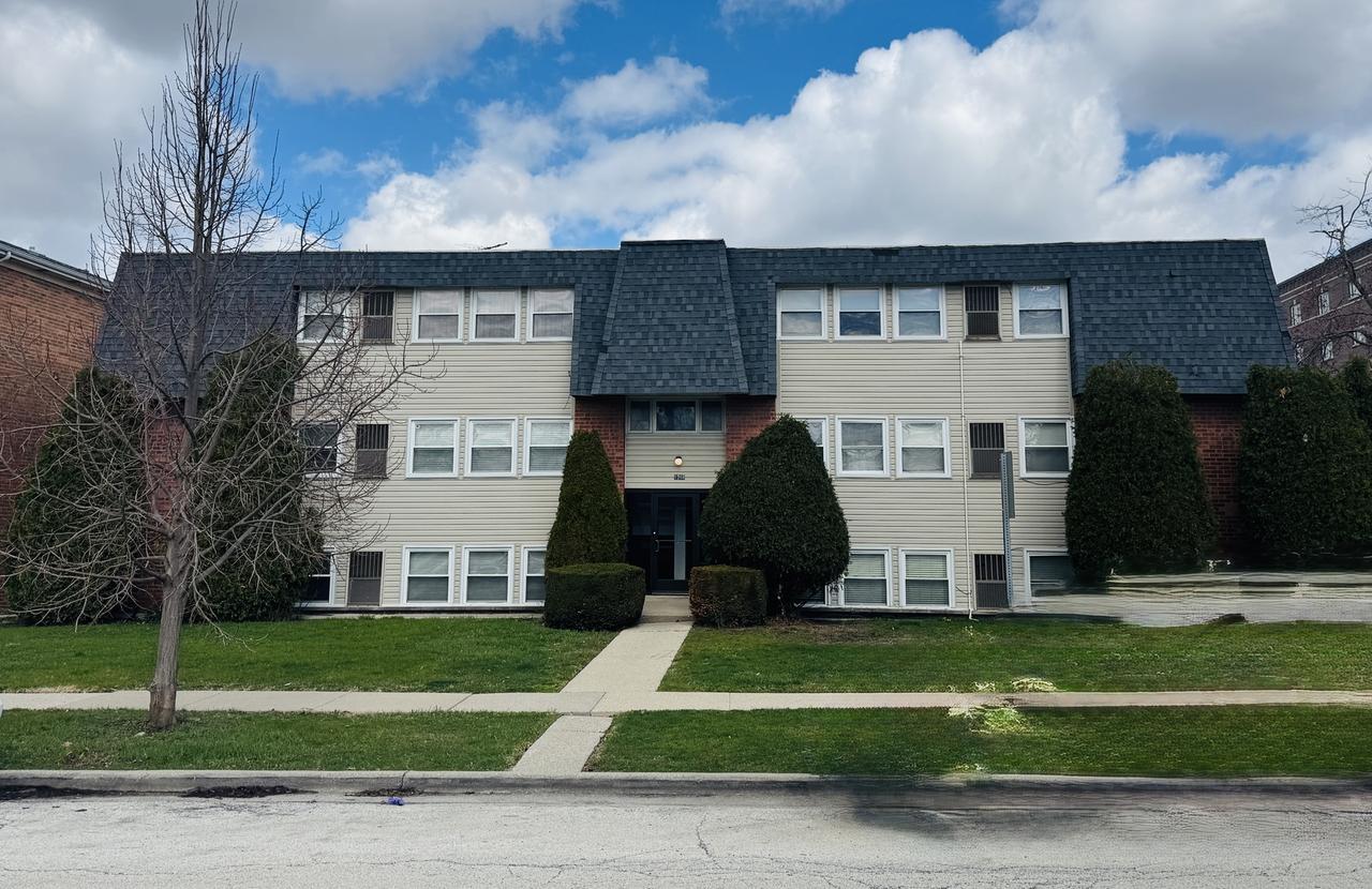1288 Perry St. #02, Des Plaines, IL 60016