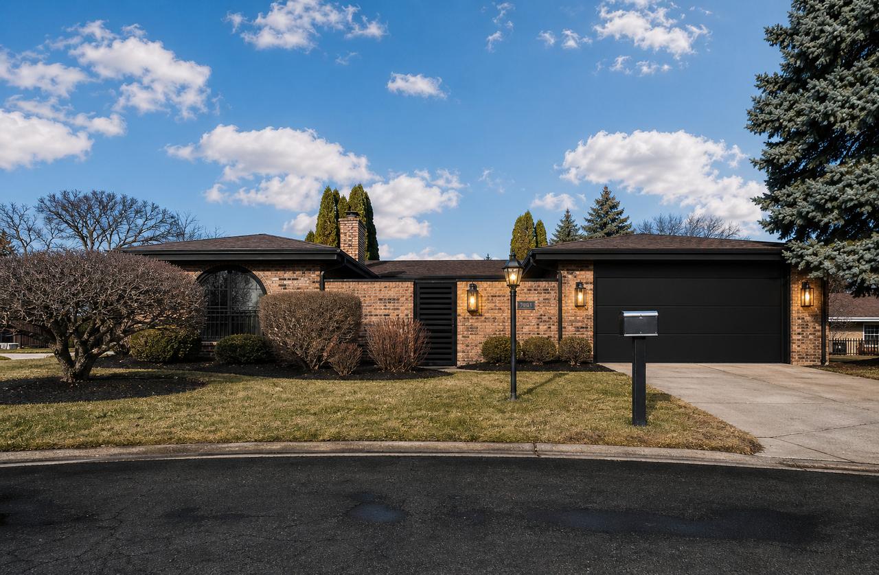 2504 Windsor Ln., Northbrook, IL 60062