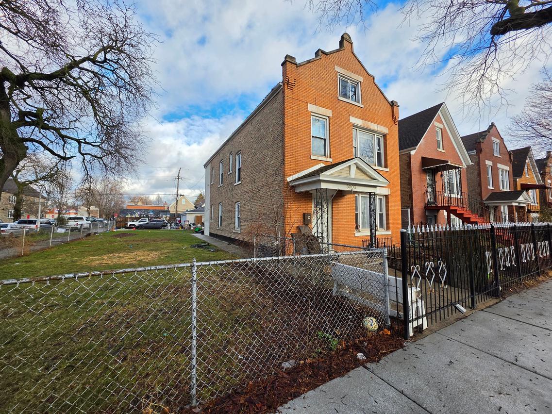 3003 S Kenneth Ave., Chicago, IL 60623
