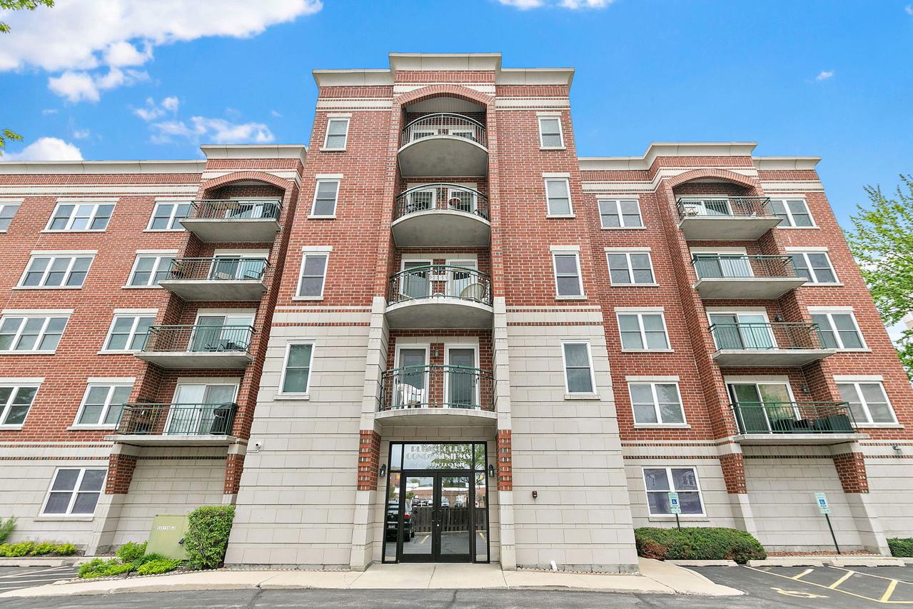 104 N Plum Grove Rd. #504, Palatine, IL 60067