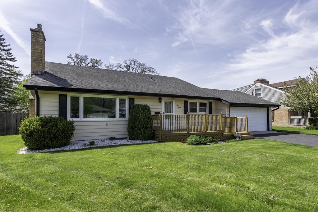 812 Geddes Ct., Winthrop Harbor, IL 60096