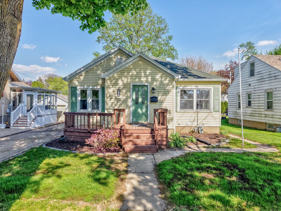 1770 Campbell Ave., Lasalle, IL 61301