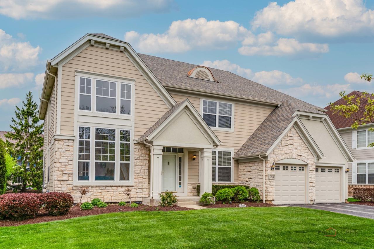 258 Colonial Dr., Vernon Hills, IL 60061