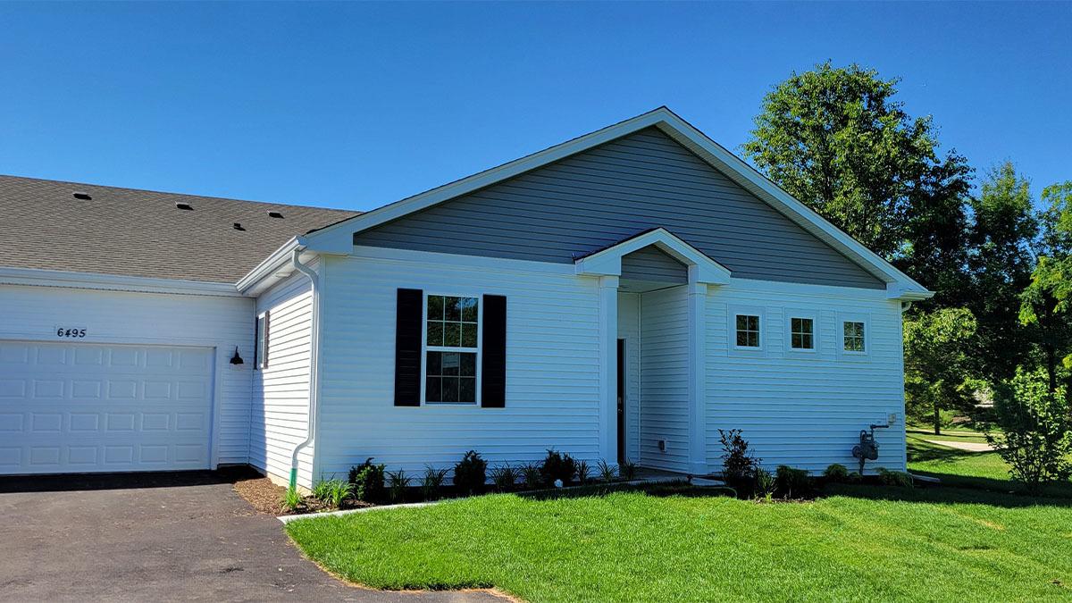 6495 Juniper Dr., Wonder Lake, IL 60097
