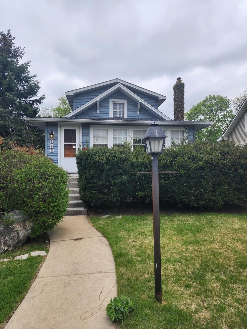 380 S Fairview Ave., Elmhurst, IL 60126
