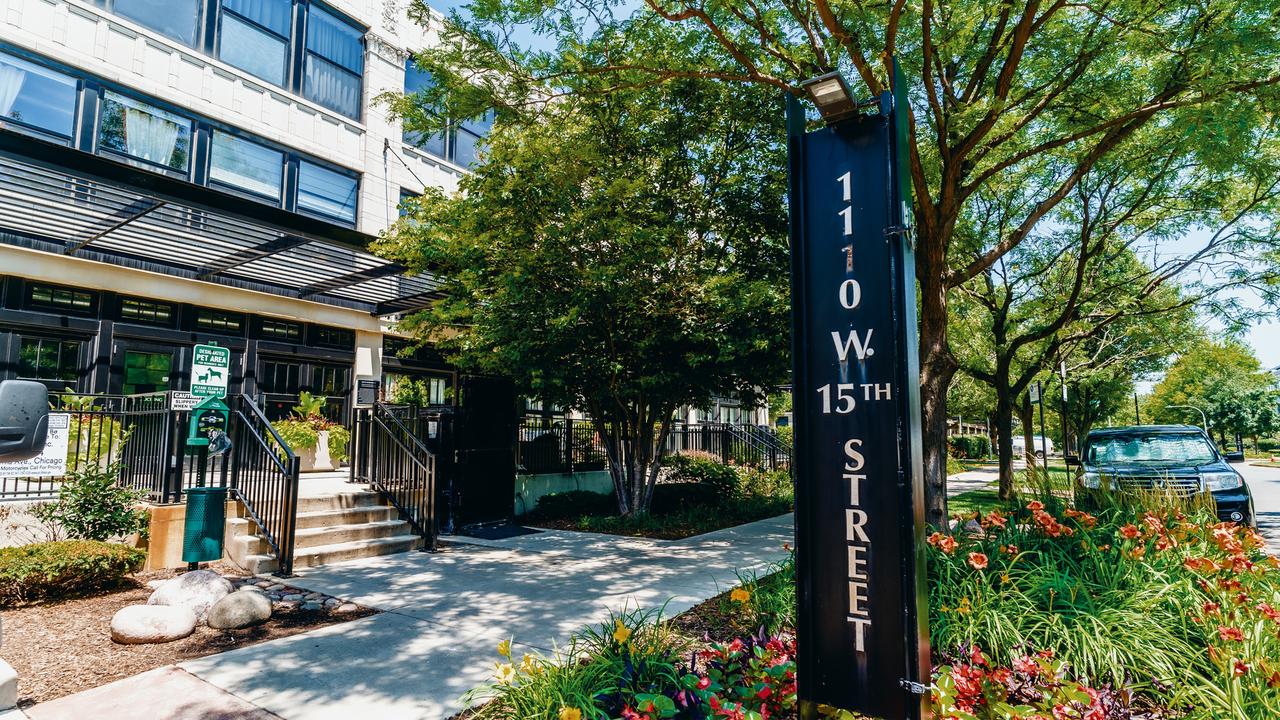 1110 W 15th St. #330, Chicago, IL 60608