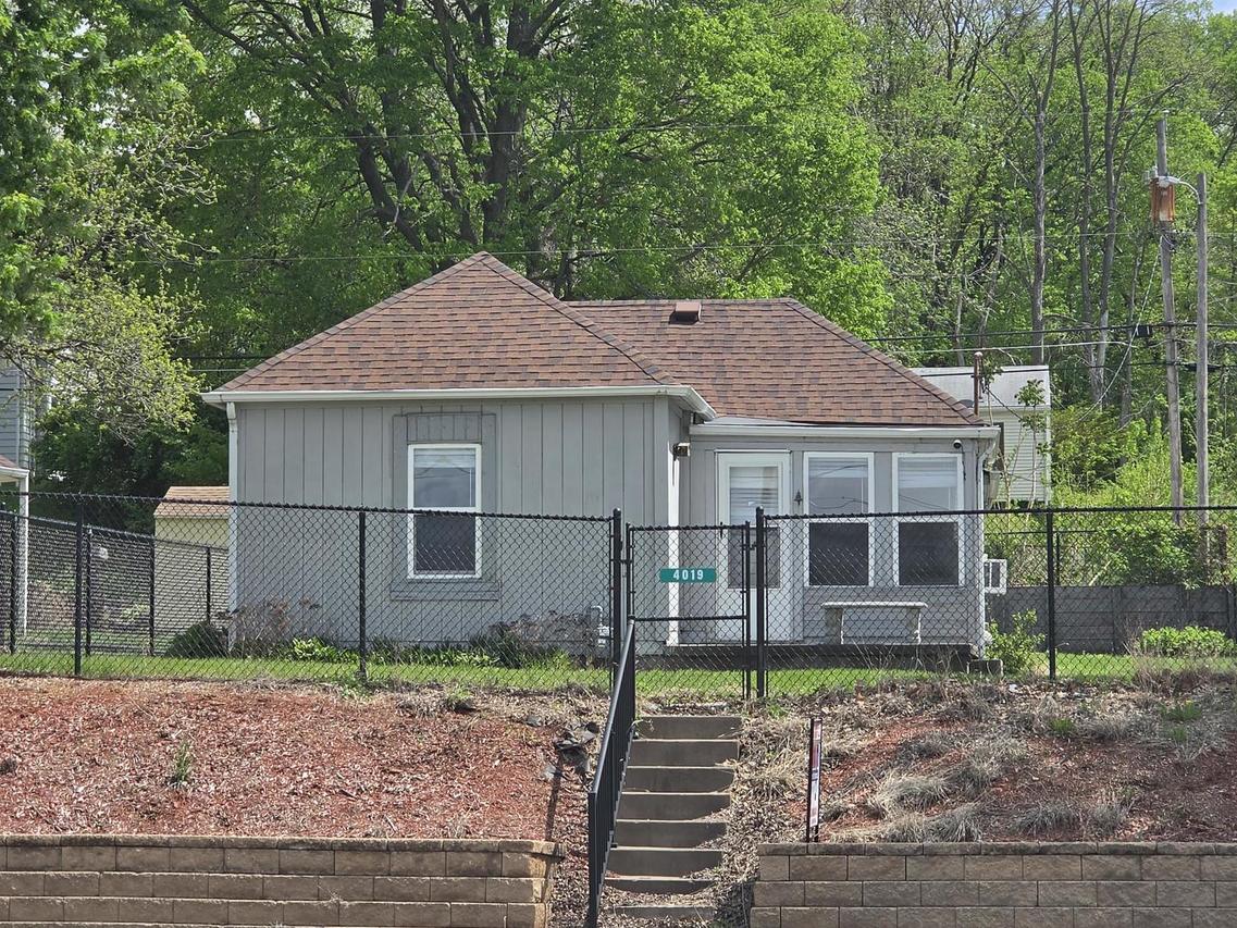 4019 11th St., Rock Island, IL 61201