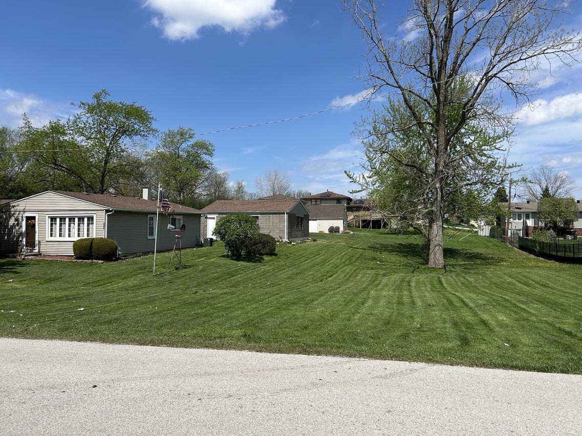 8946 W 84th St., Justice, IL 60458