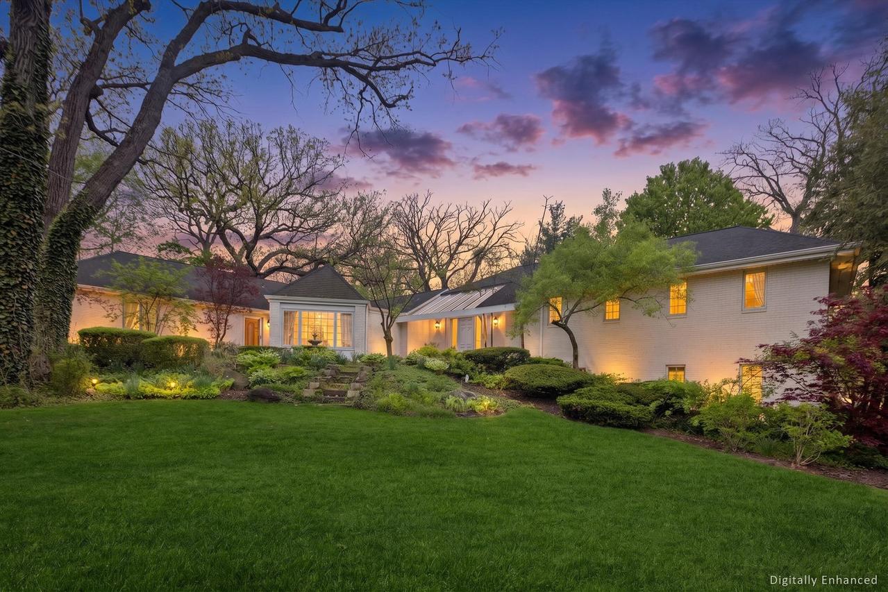 534 Plymouth Ct., Frankfort, IL 60423