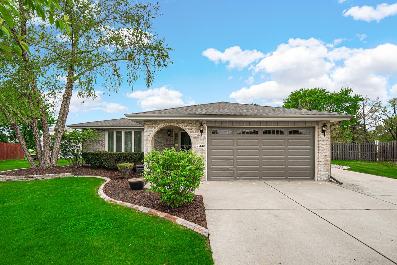 16448 S Rowley Ln., Lockport, IL 60441