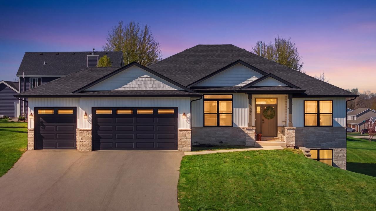 391 Teaberry Ct., Roscoe, IL 61073