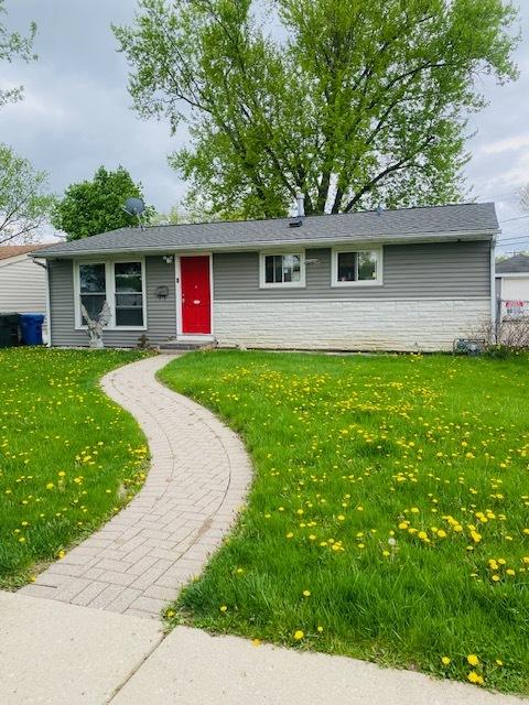 716 Jackson Ave., Carpentersville, IL 60110