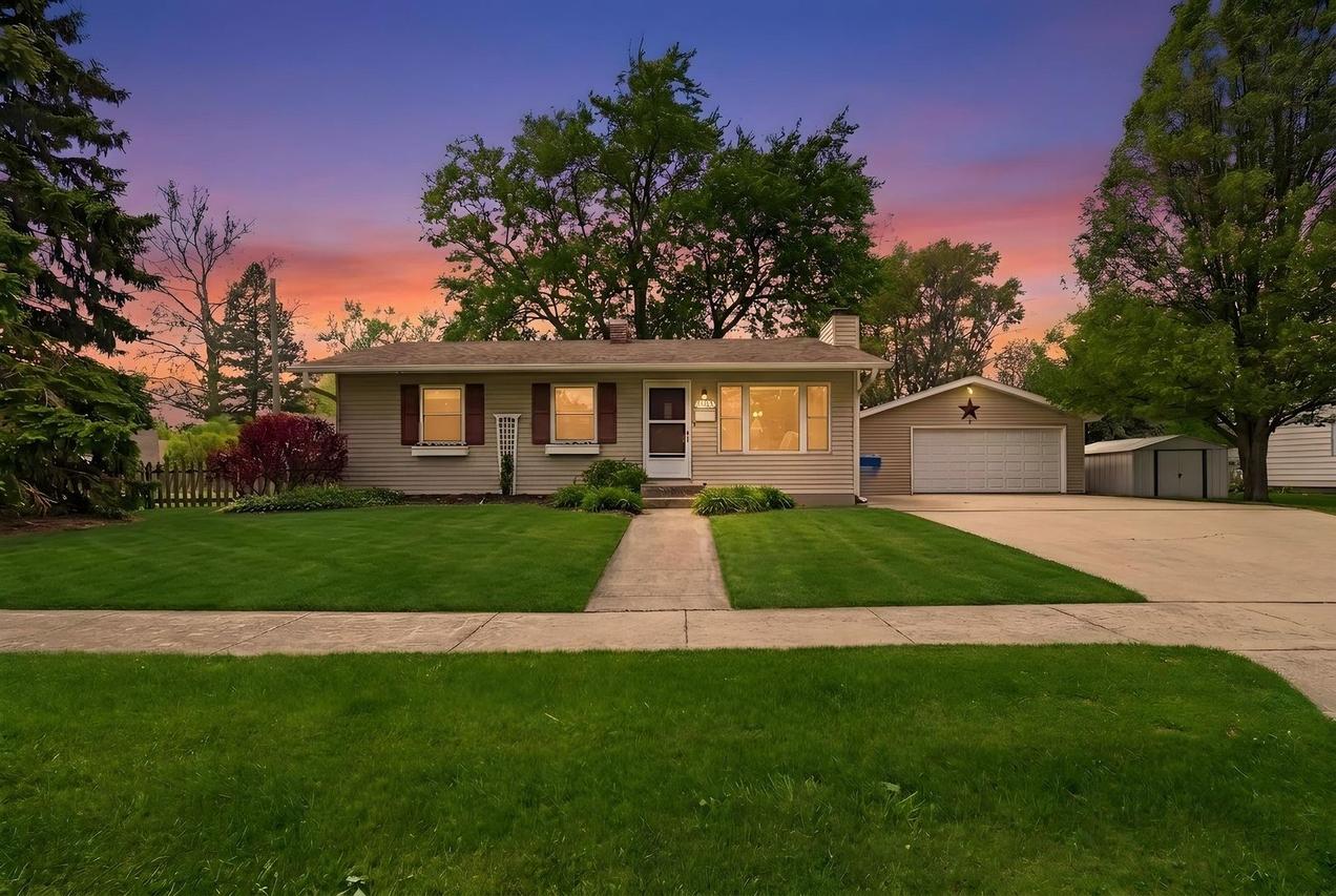 1610 Sunrise Dr., Dekalb, IL 60115