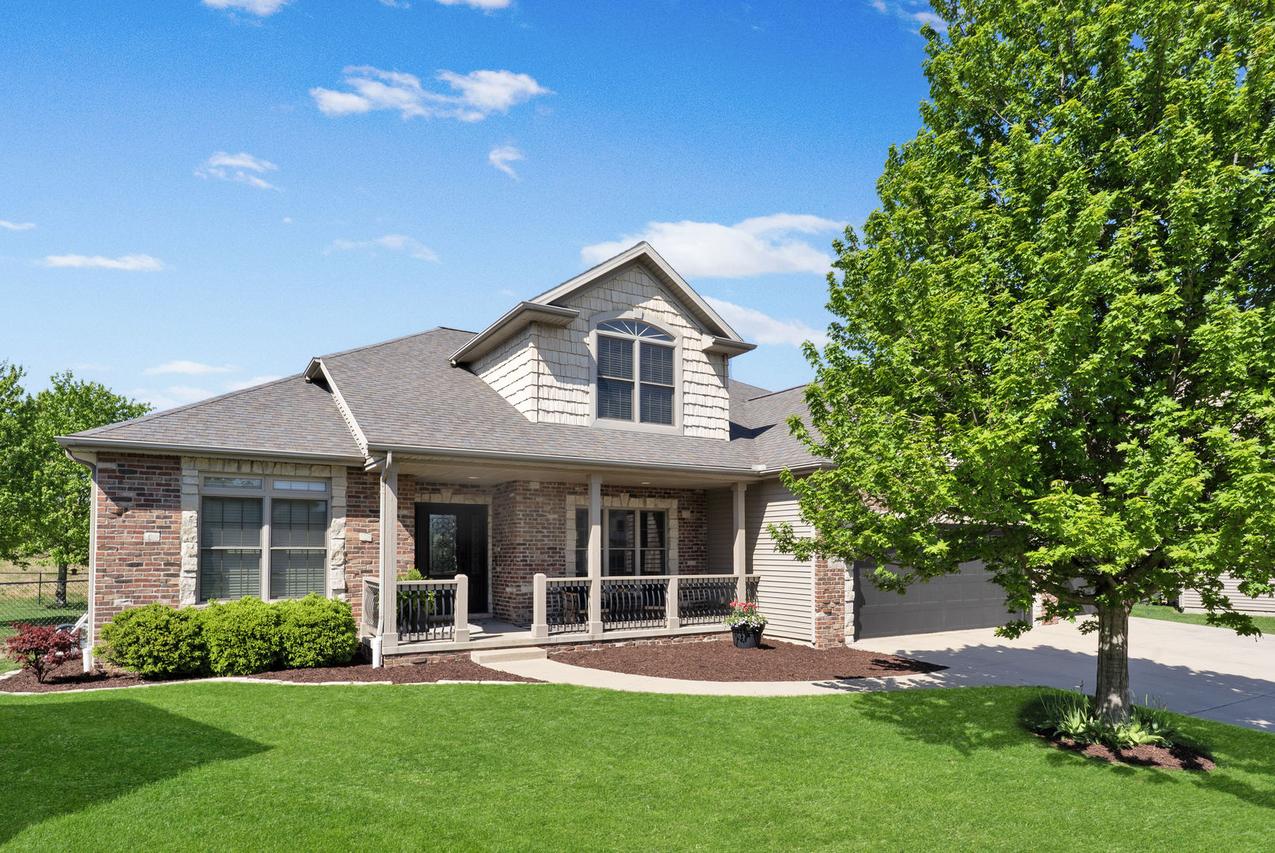 2704 Vrooman Ct., Bloomington, IL 61704