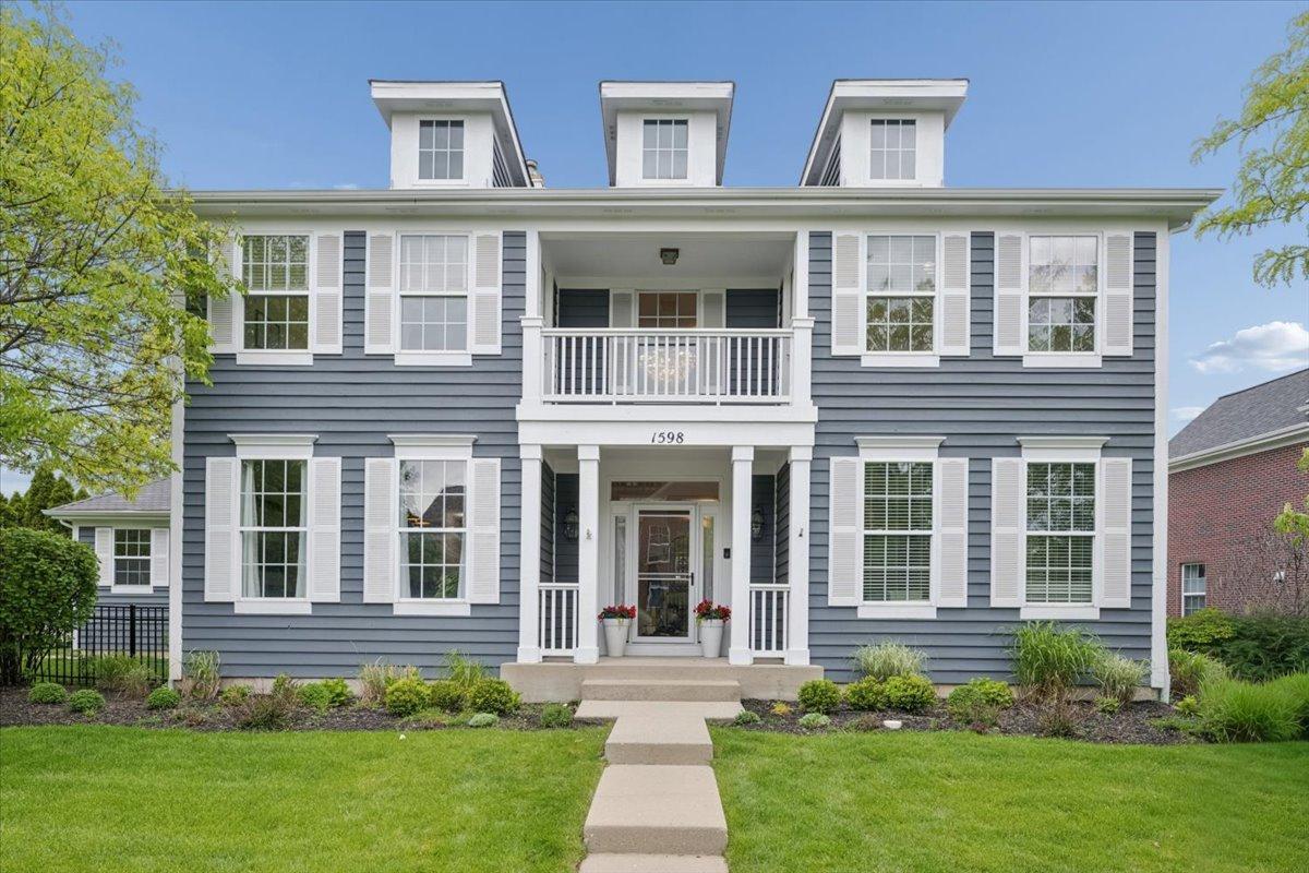 1598 Annapolis Dr., Glenview, IL 60026