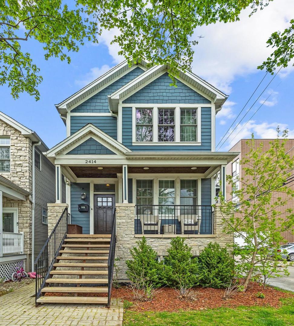 2414 W Berteau Ave., Chicago, IL 60618