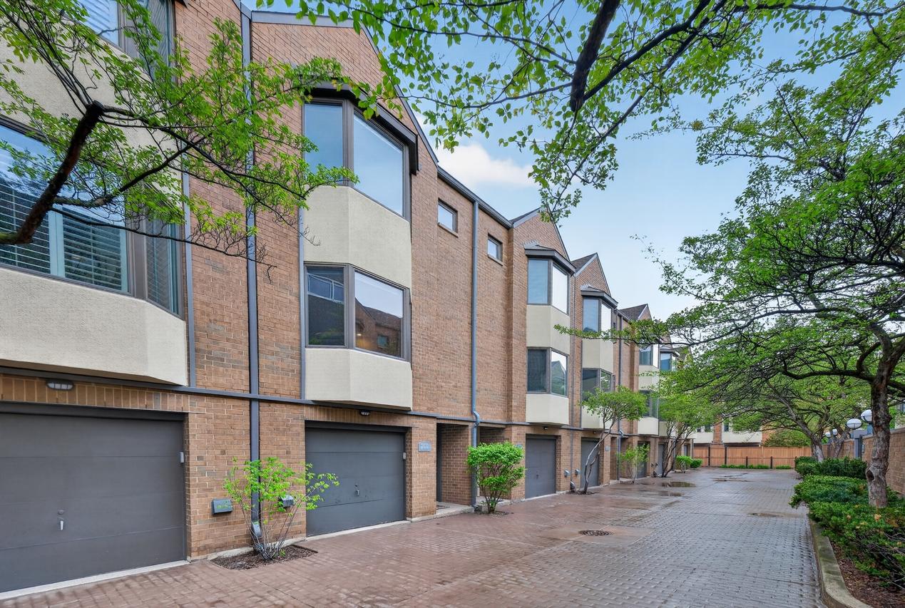 2011 N Halsted St. #34, Chicago, IL 60614