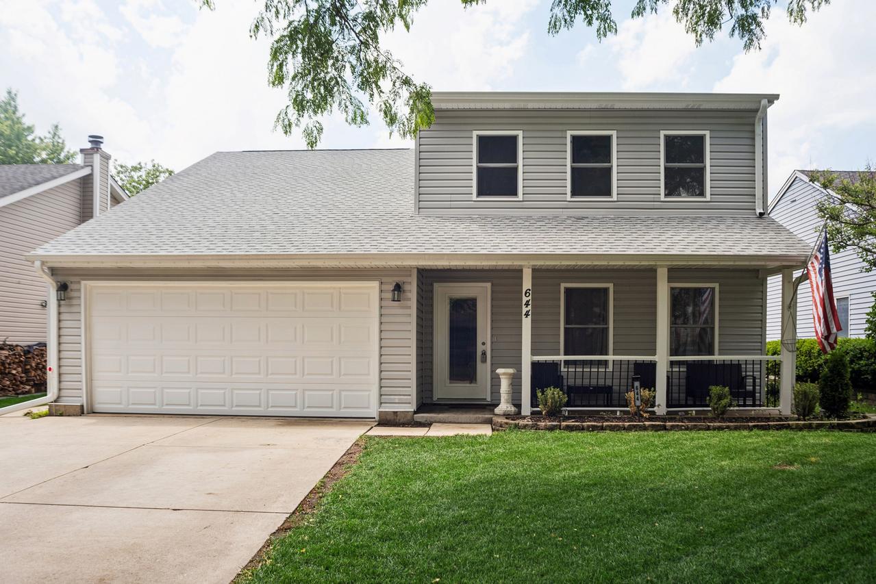 644 Dover Dr., Elgin, IL 60120