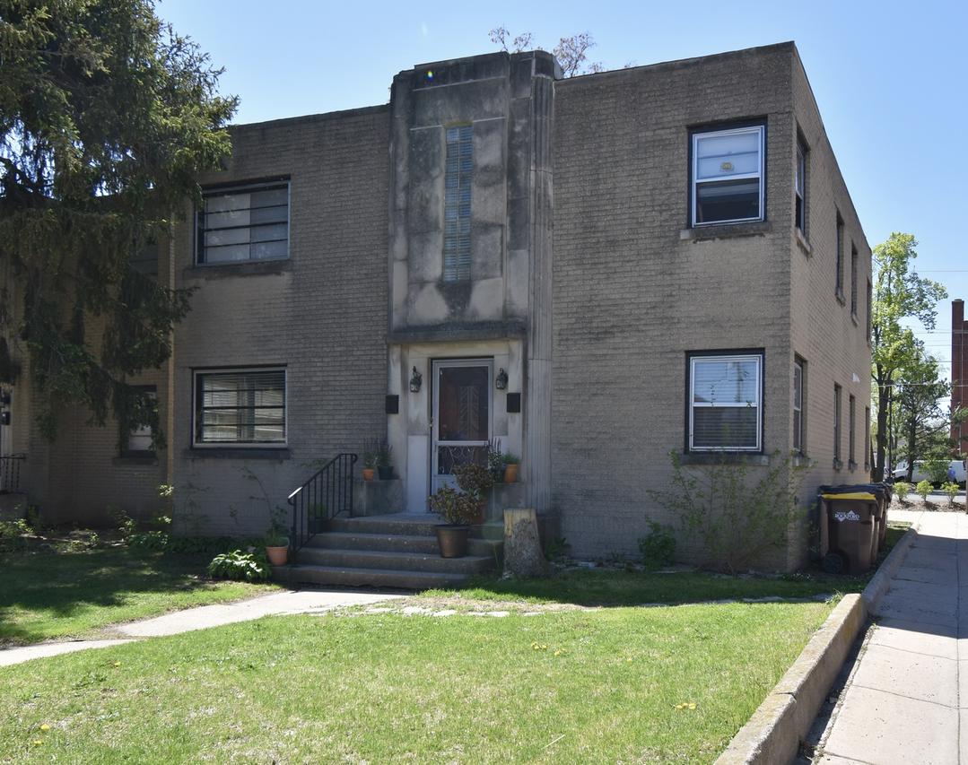 216 Carlton Ter., Rockford, IL 61103