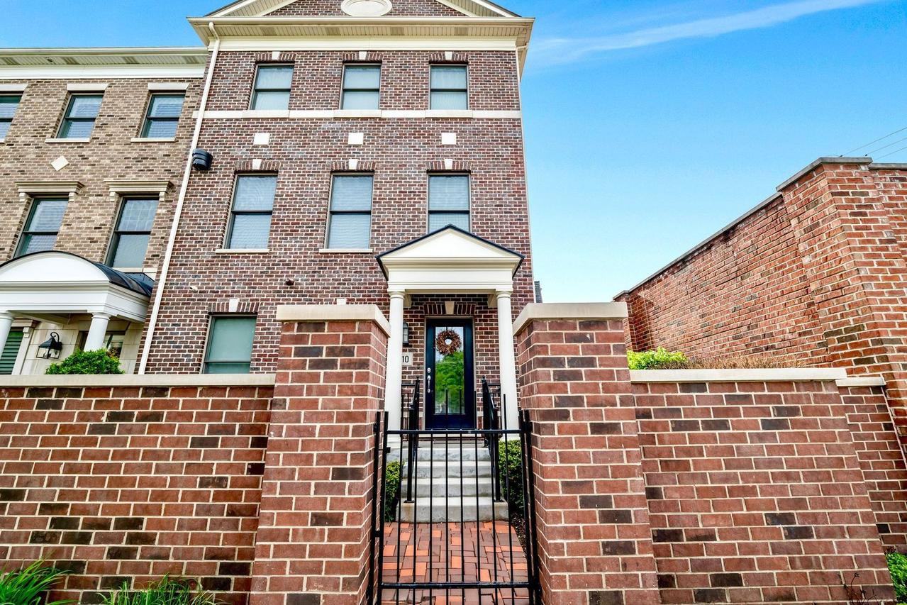 110 S Washington St., Wheaton, IL 60187