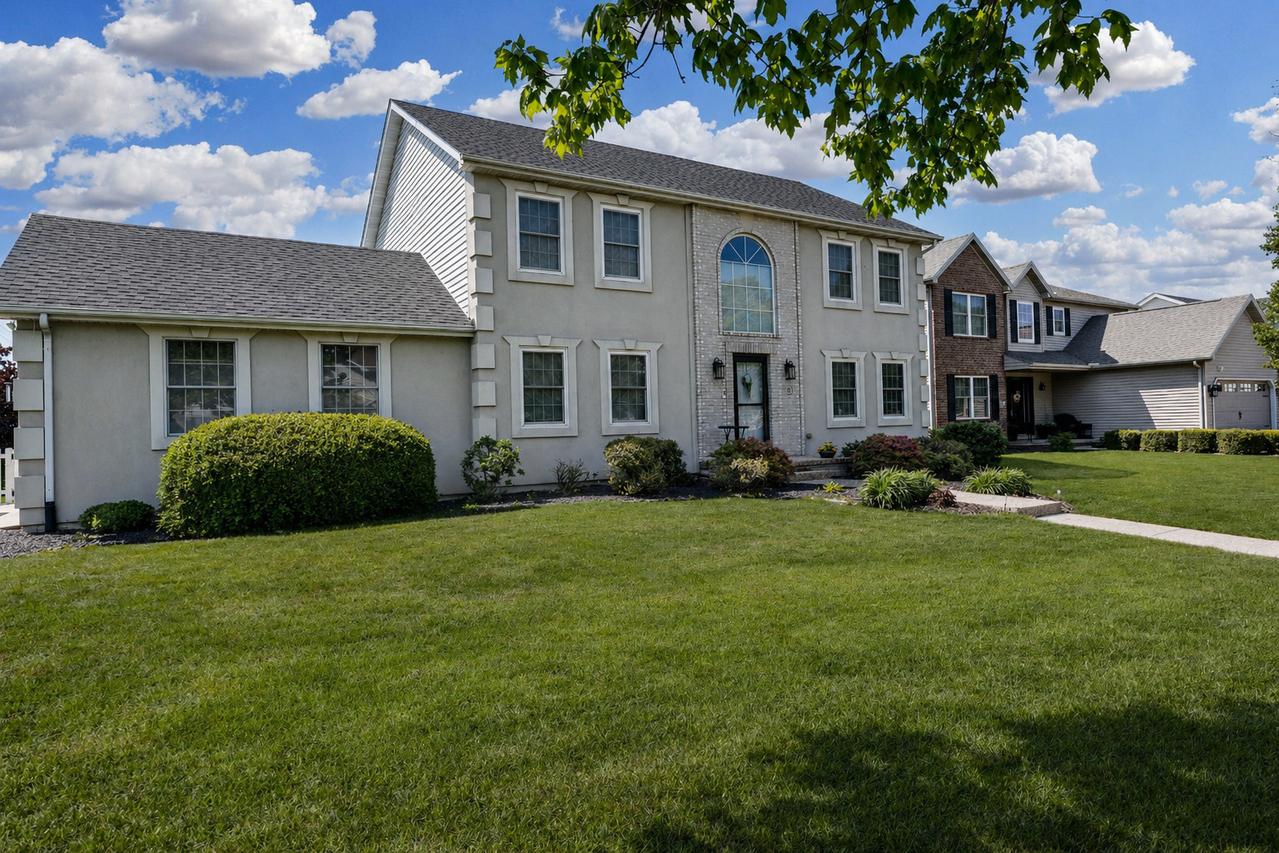 2 Bandecon Way, Bloomington, IL 61704