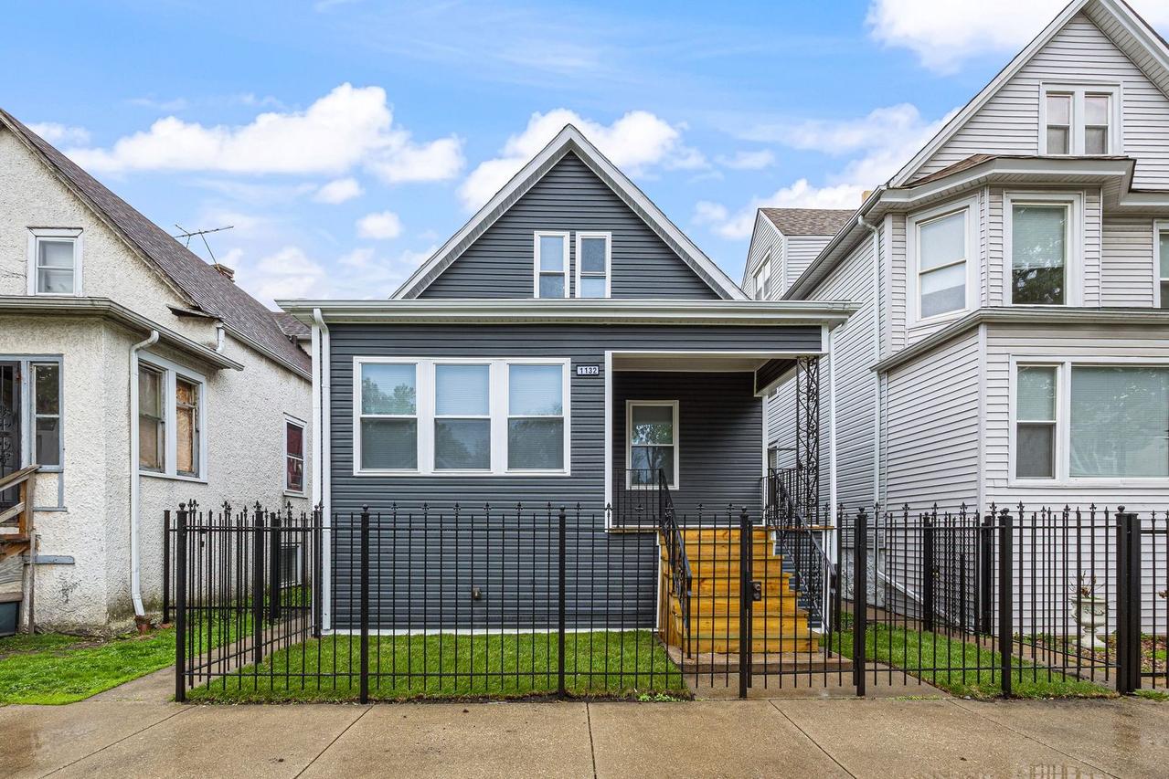 1132 N Waller Ave., Chicago, IL 60651