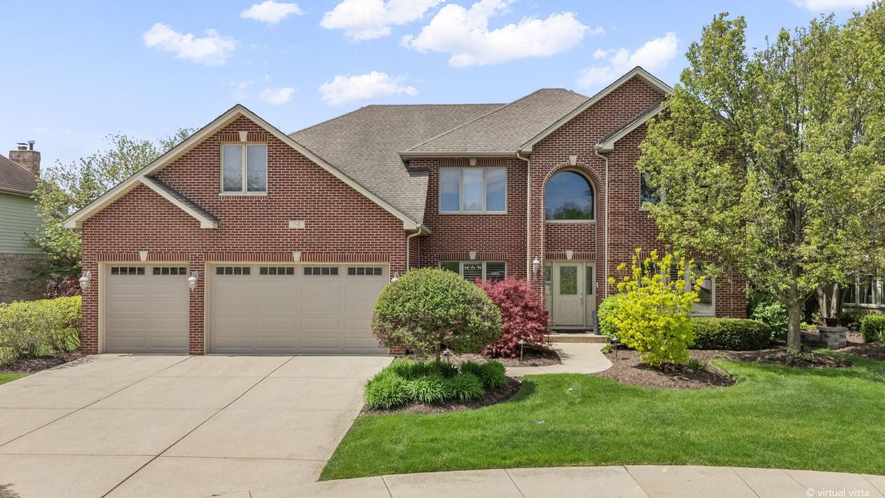 54 N Andover Dr., Roselle, IL 60172