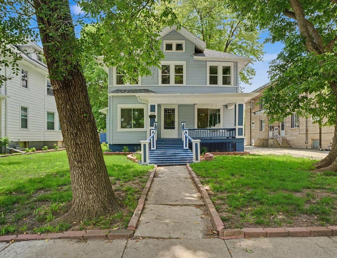 1209 W Church St., Champaign, IL 61821
