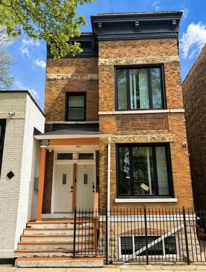 [Address Hidden by Seller], Chicago, IL 60647