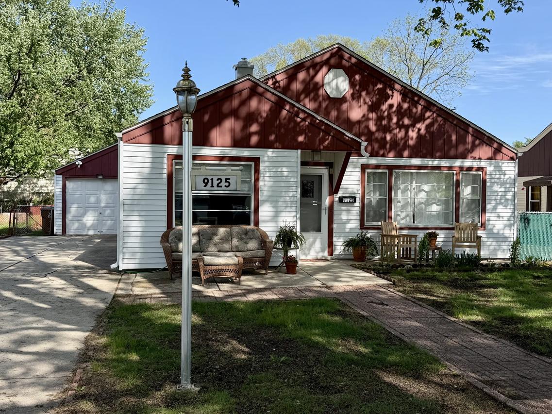 9125 S 51st Ave., Oak Lawn, IL 60453