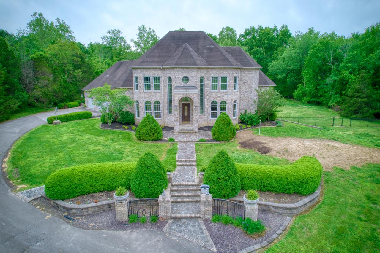 3115 W Striegel Rd., Carbondale, IL 62901