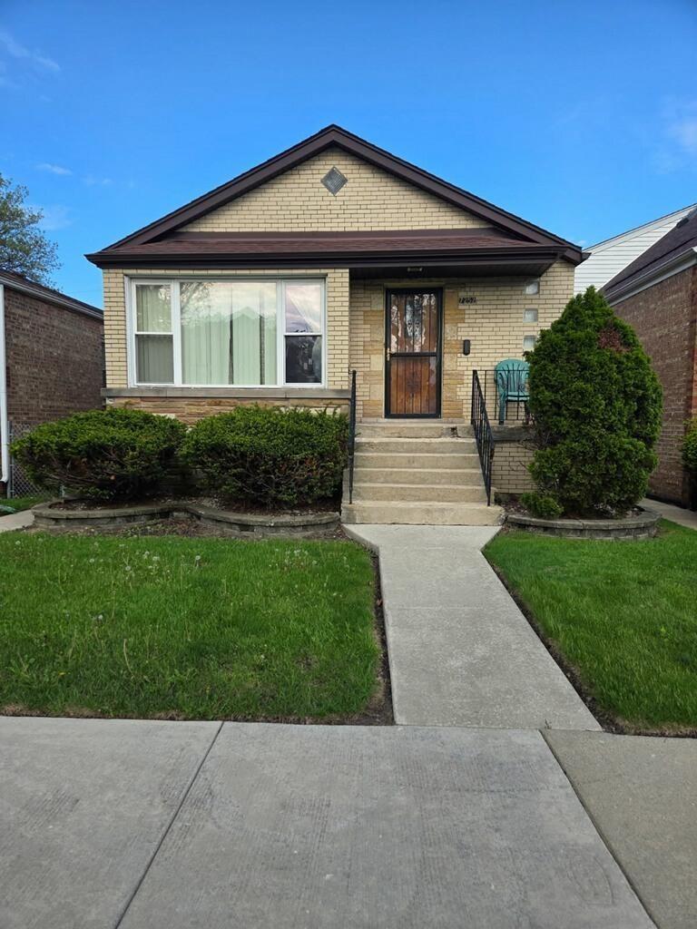 7252 S Francisco Ave., Chicago, IL 60629