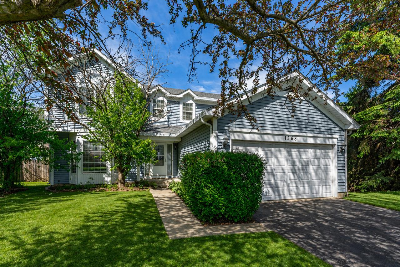 1868 Pastoral Ln., Hanover Park, IL 60133