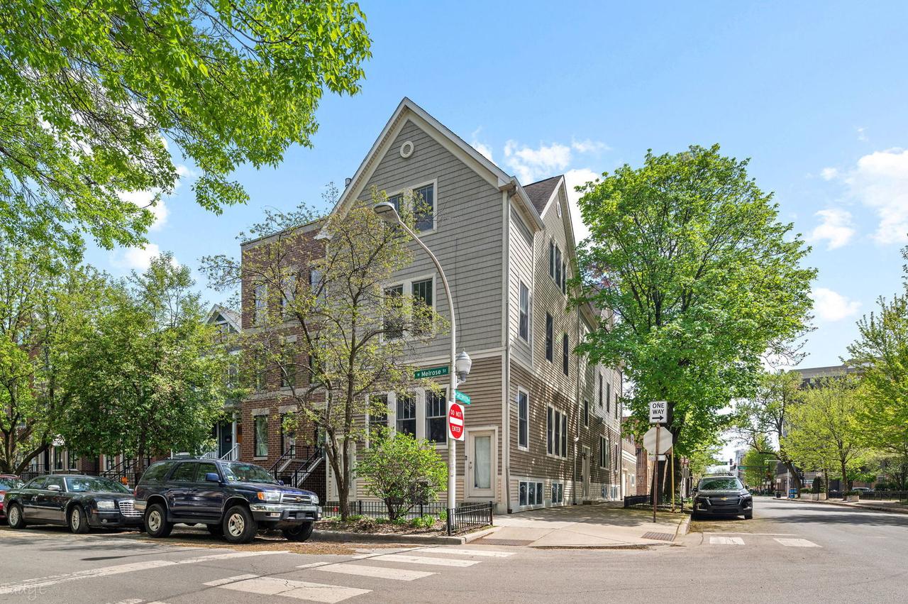 1459 W Melrose St. #1S, Chicago, IL 60657