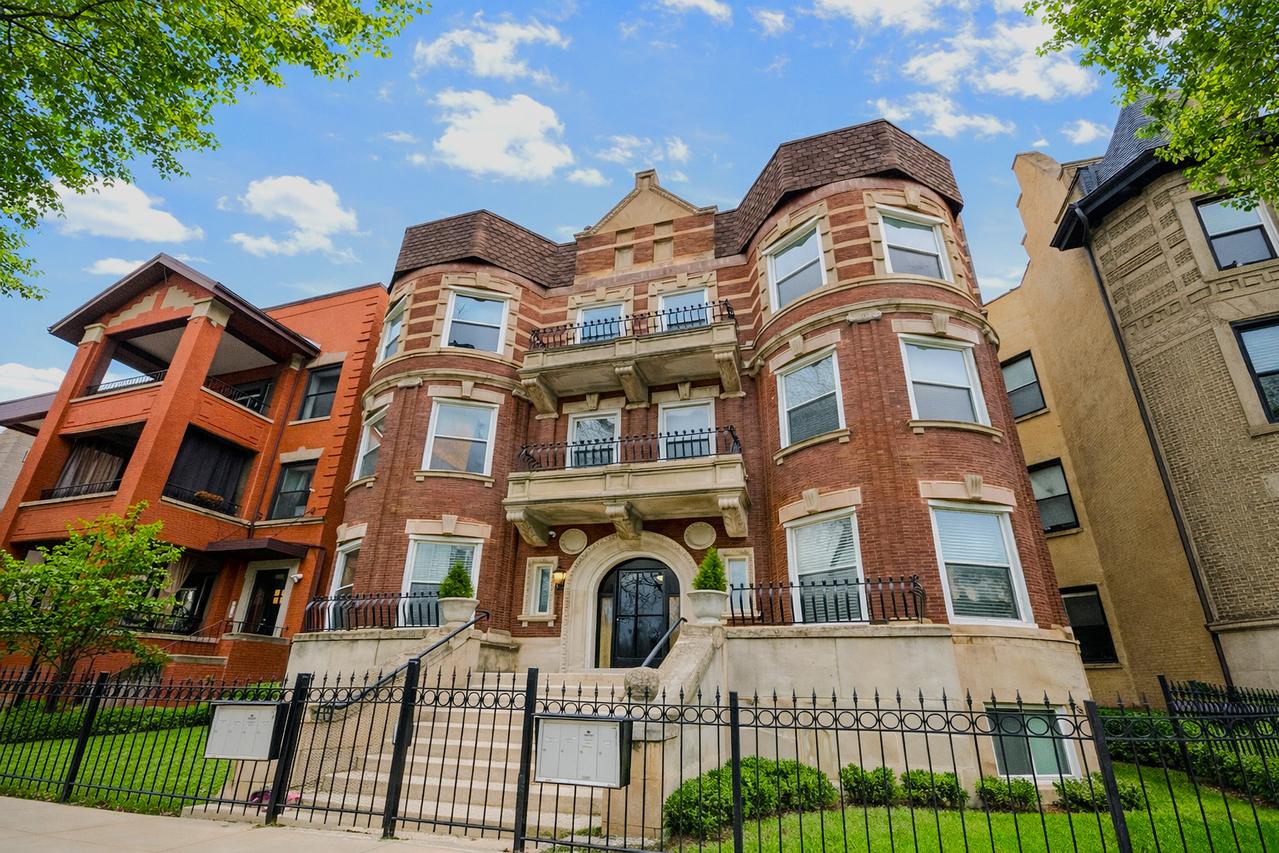 4518 S King Dr. #2A, Chicago, IL 60653