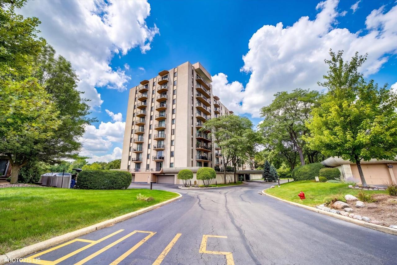 190 S Wood Dale Rd. #1003, Wood Dale, IL 60191