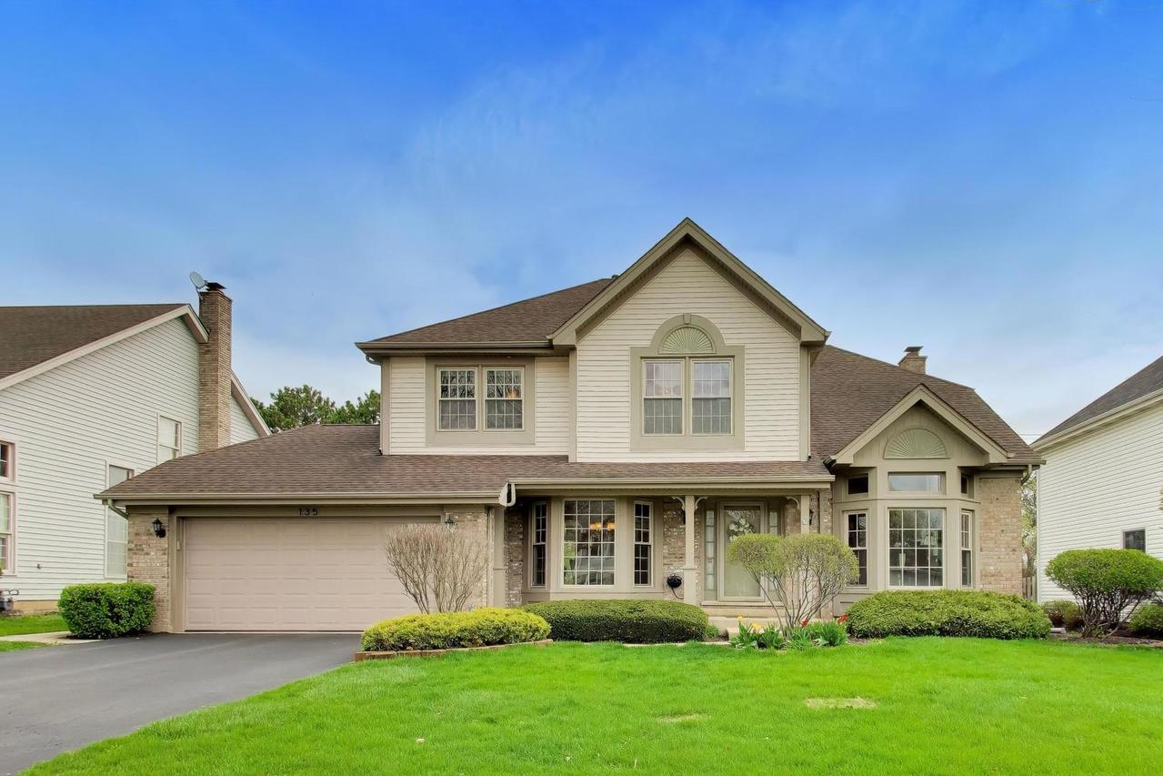 135 Corsaire Ln., Schaumburg, IL 60173