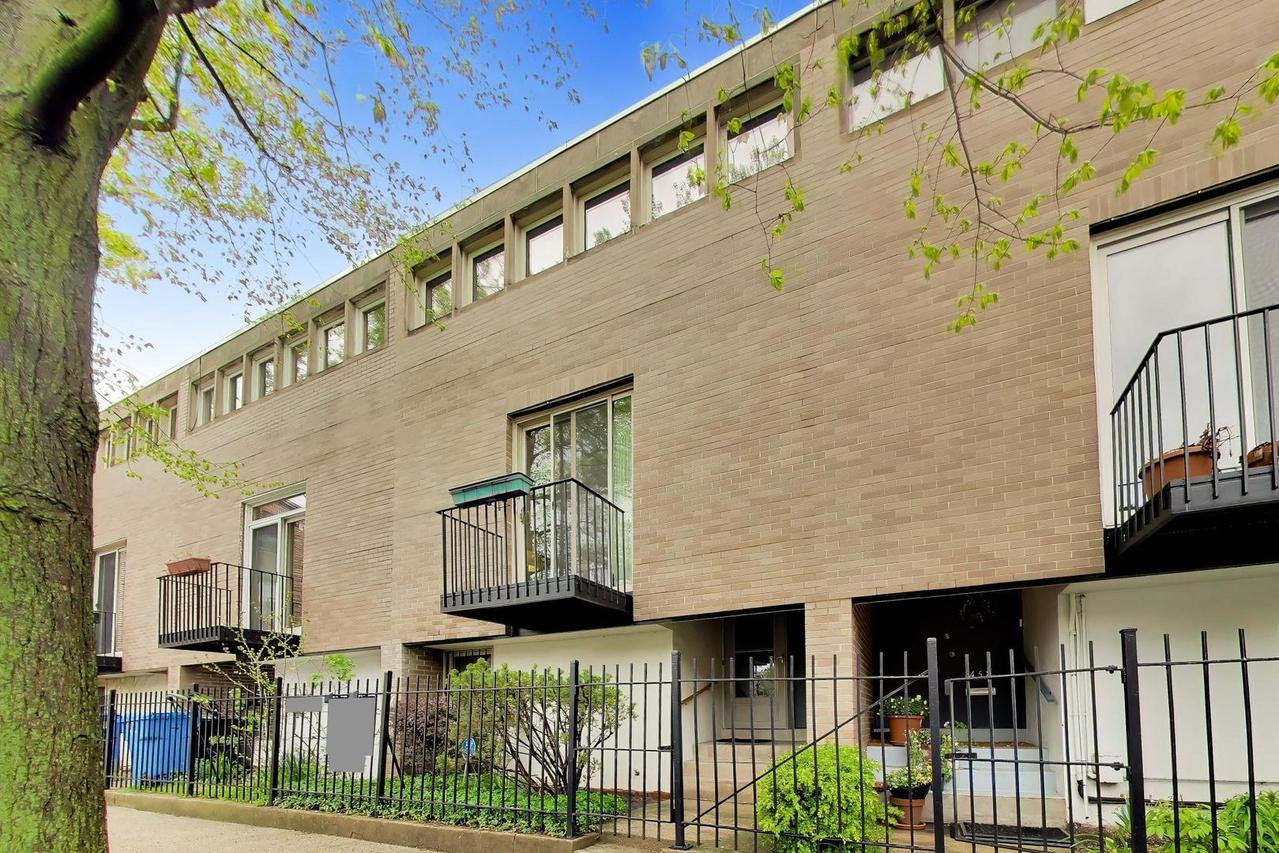 1456 E Park Pl., Chicago, IL 60637